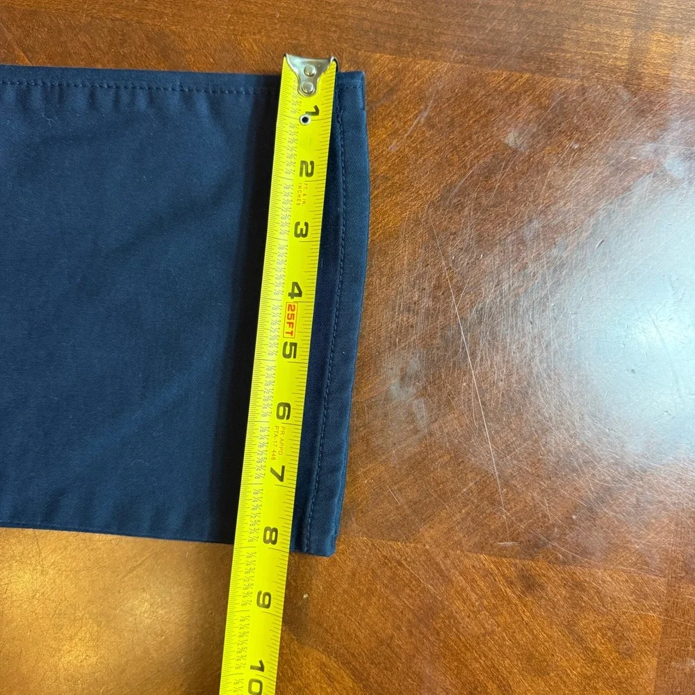 Banana Republic brand banana